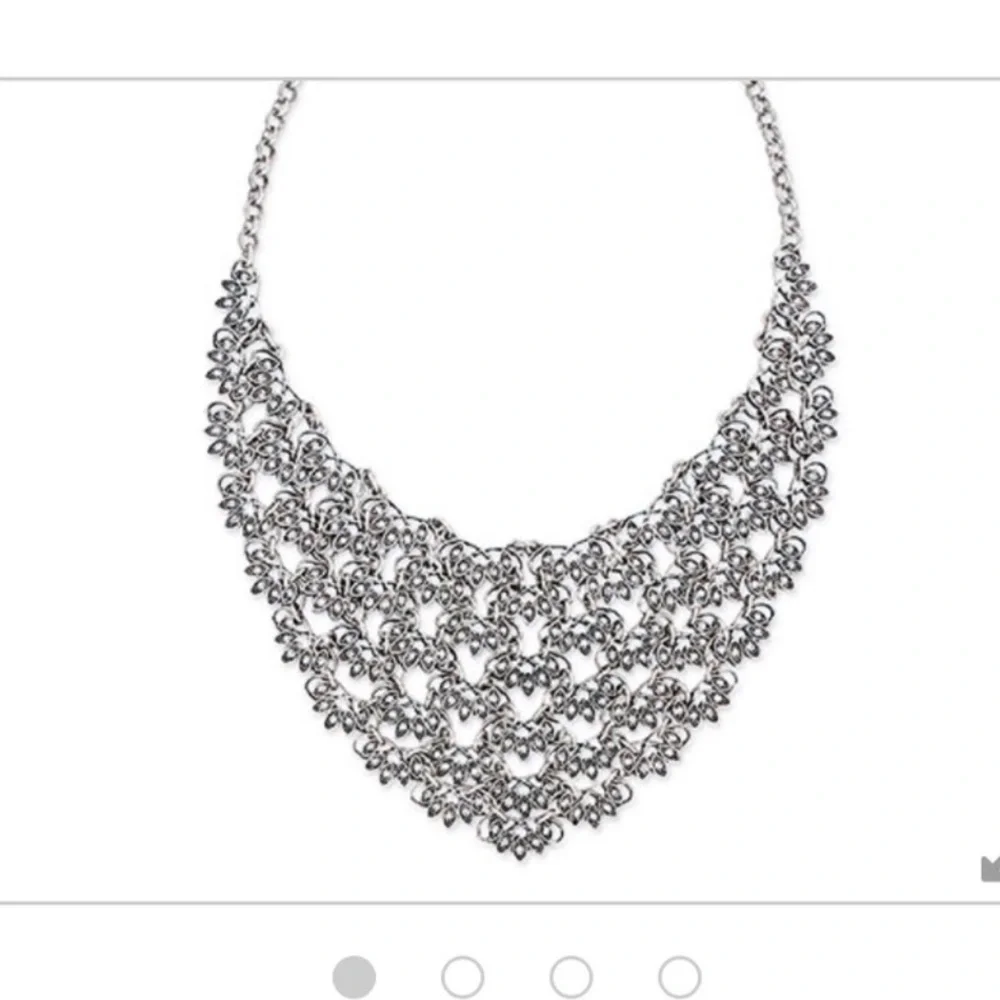 Premier Designs Ruffles Rhinestone Silver Tone Bib Statement Necklace - Picture 2 of 6
